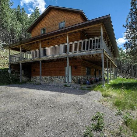 Eagle Pine Lodge Къстър Екстериор снимка